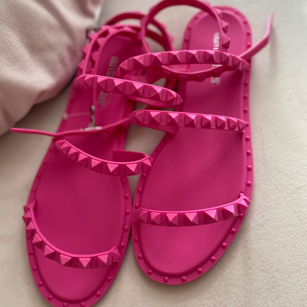 New Jelly Sandals size 7